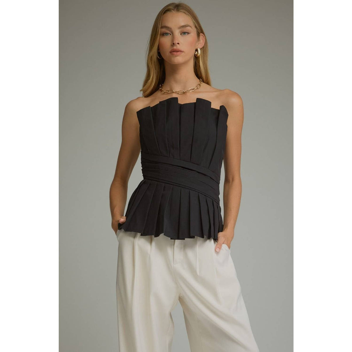 NEW Solid strapless top