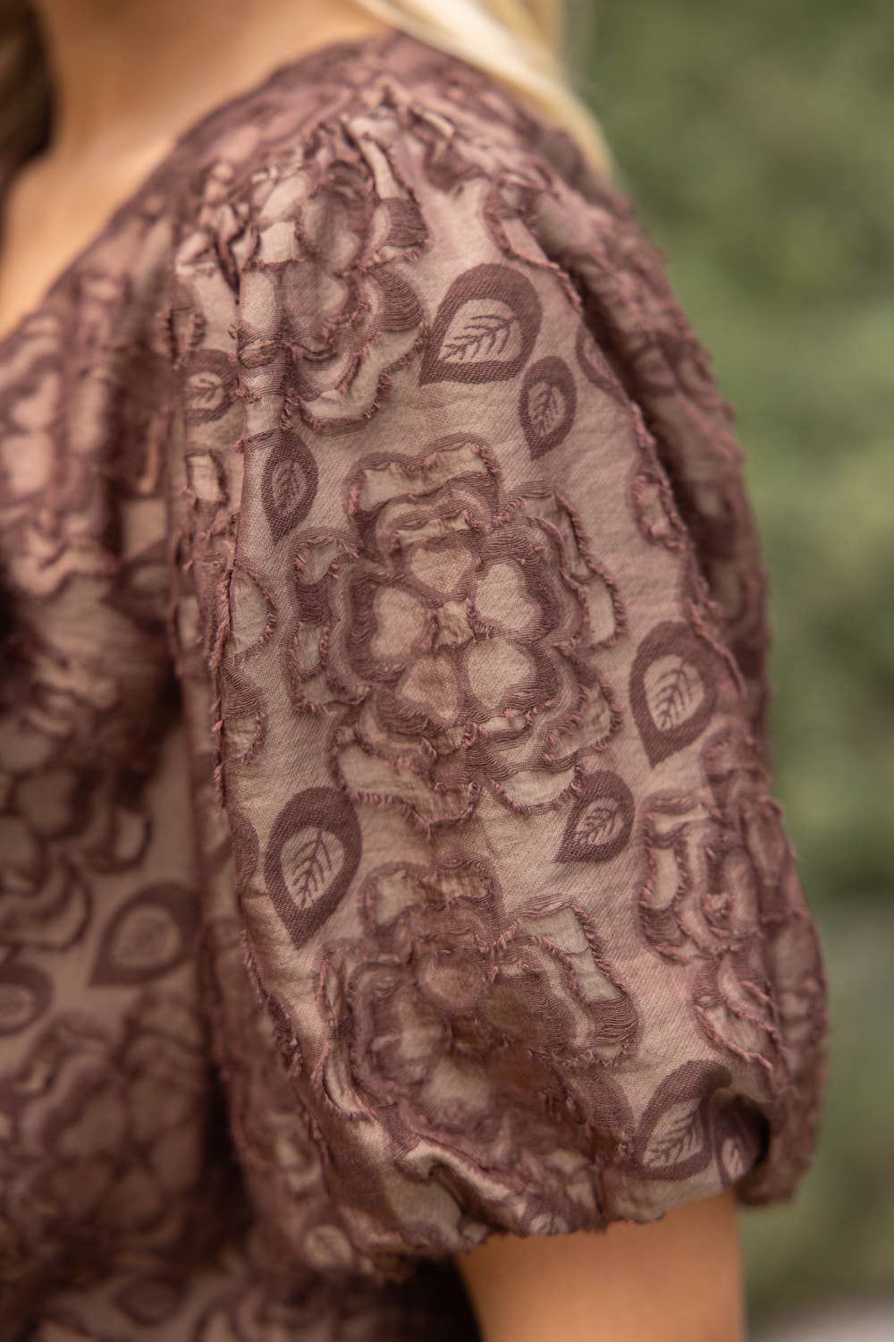 36917 Large Front Bow Detail Burn Out Floral Top