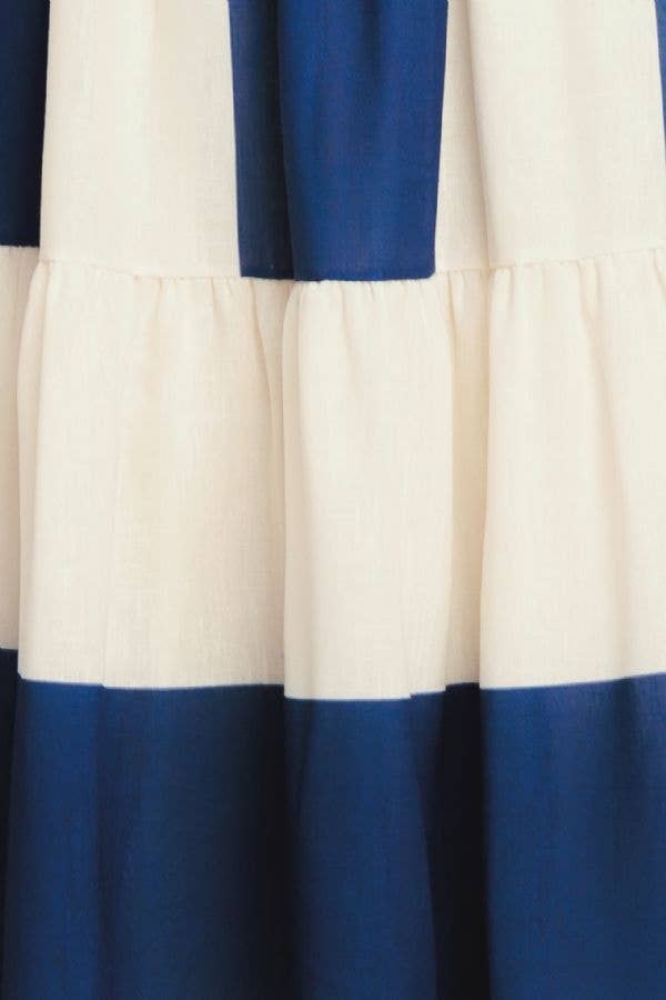 A printed woven maxi dress - ID23264