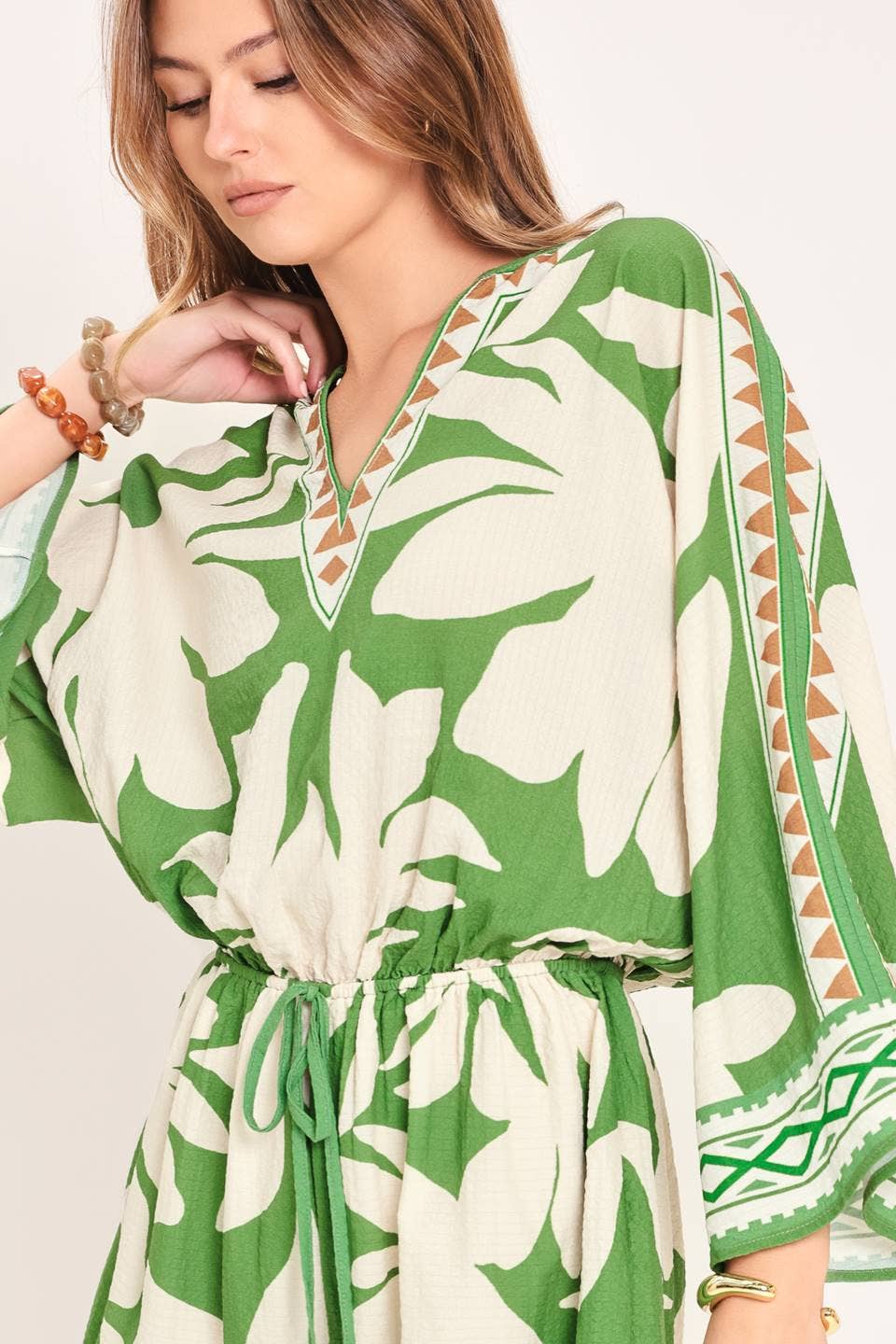 A printed texture woven romper - IP9240