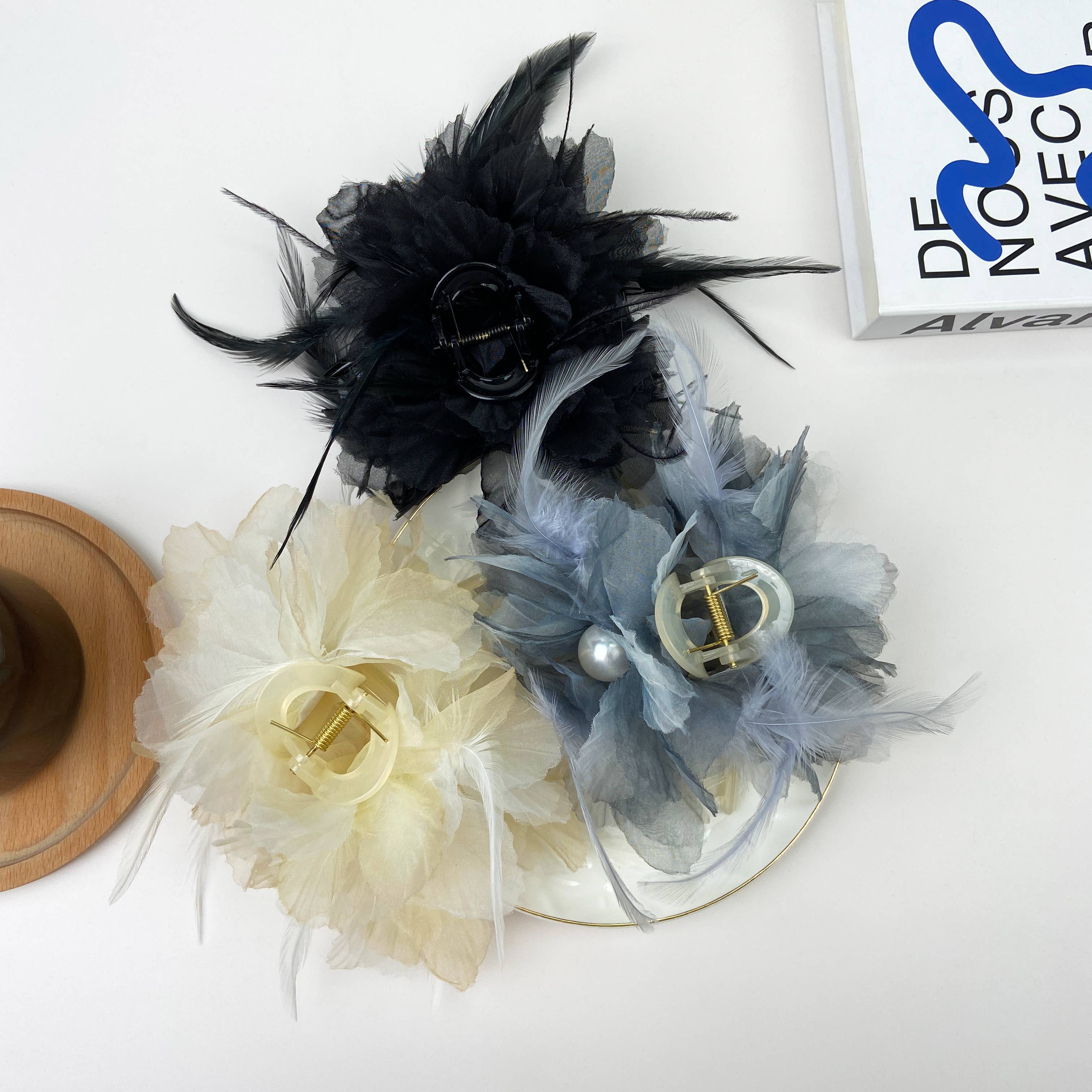 Pearl Feather Flower Hair Clip