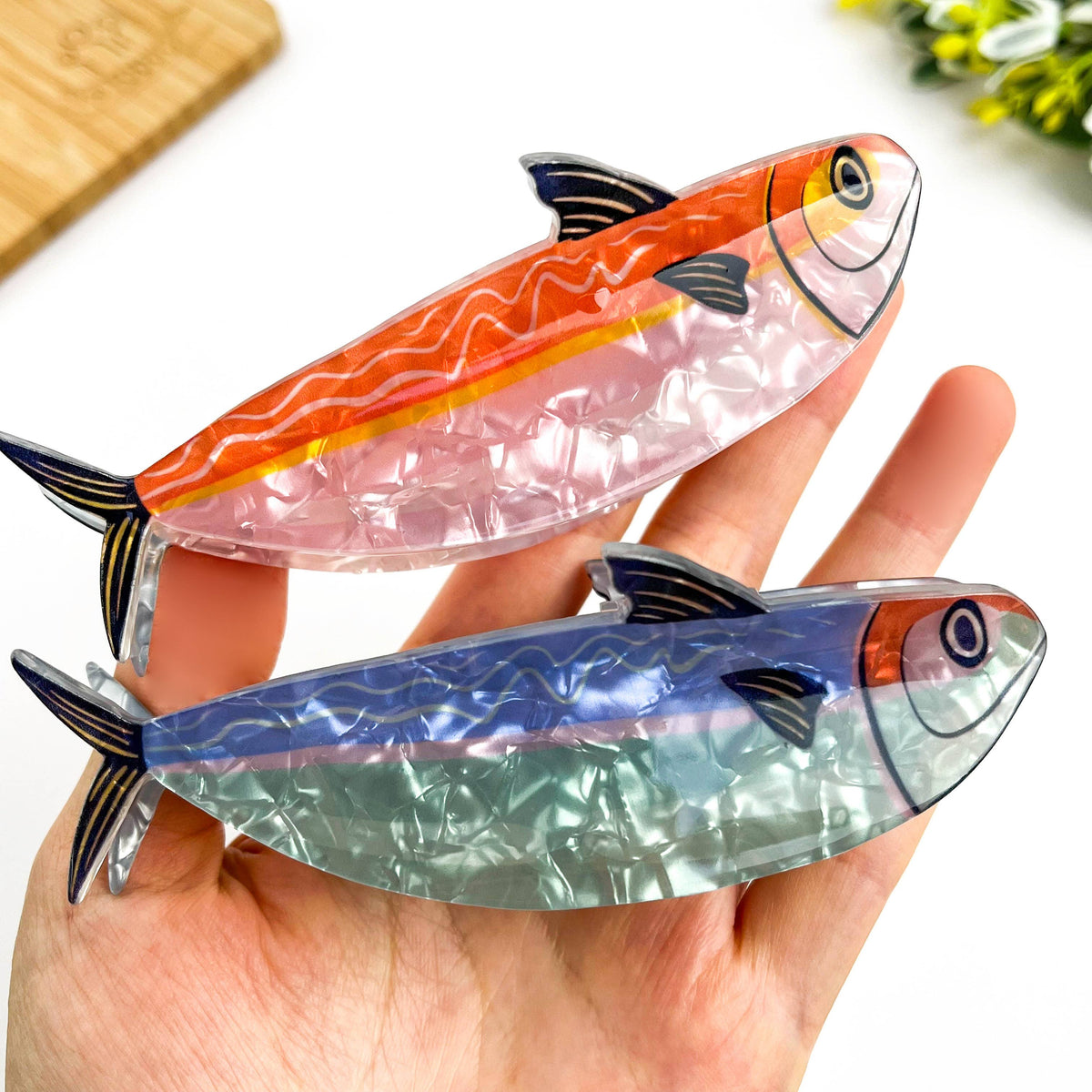 Multicolor Striped Sardine Hair Claw Clip