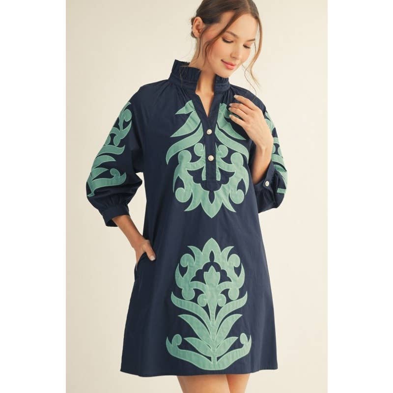 NEW floral applique shift dress