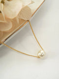 Elegant Geometric Pendant Necklace