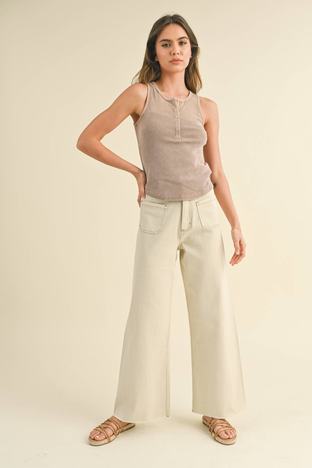 MMP1913   STRAIGHT WIDE LEG PANTS WITH FRONT POCKET