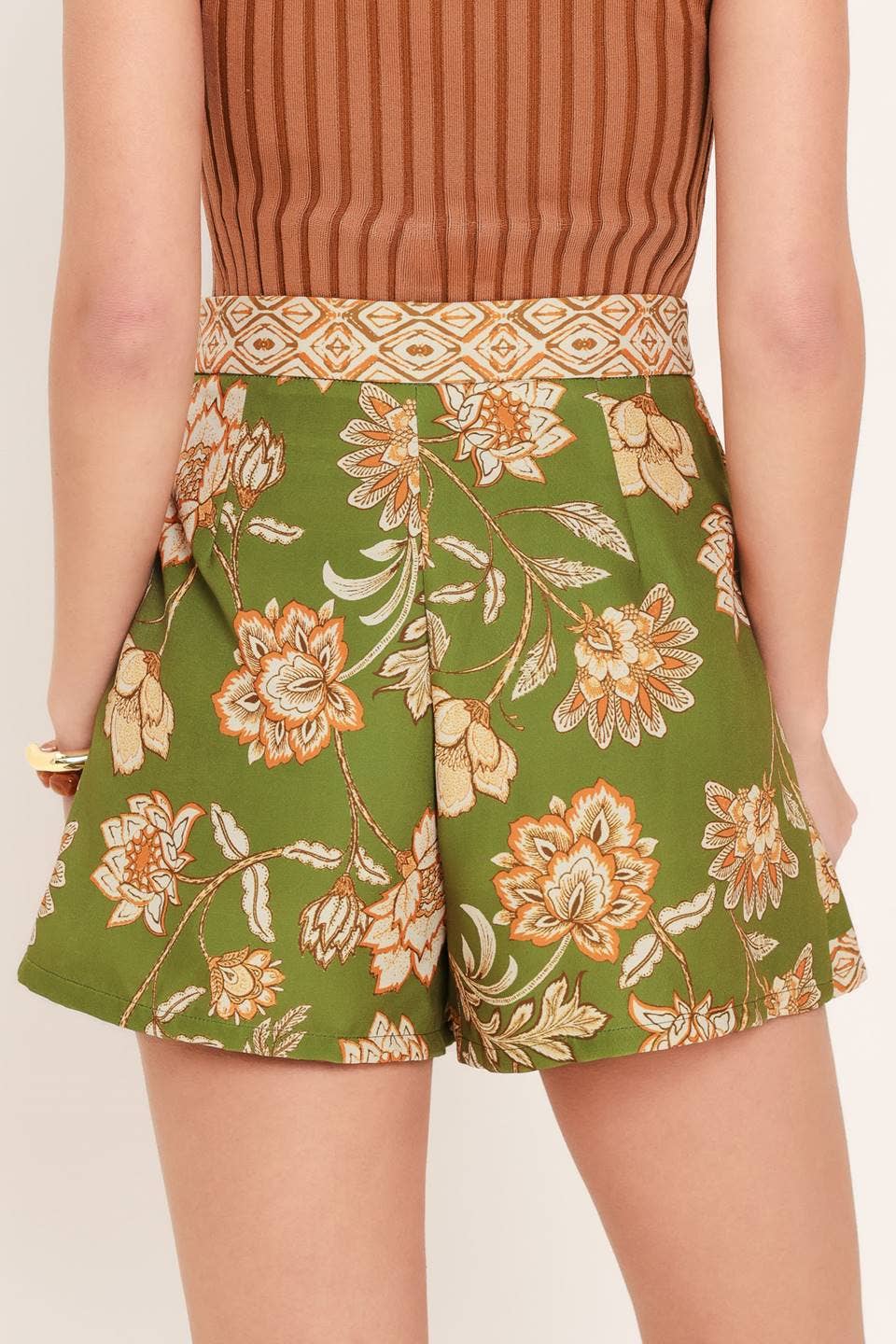 A printed woven skort - IP8624-A OLIVE