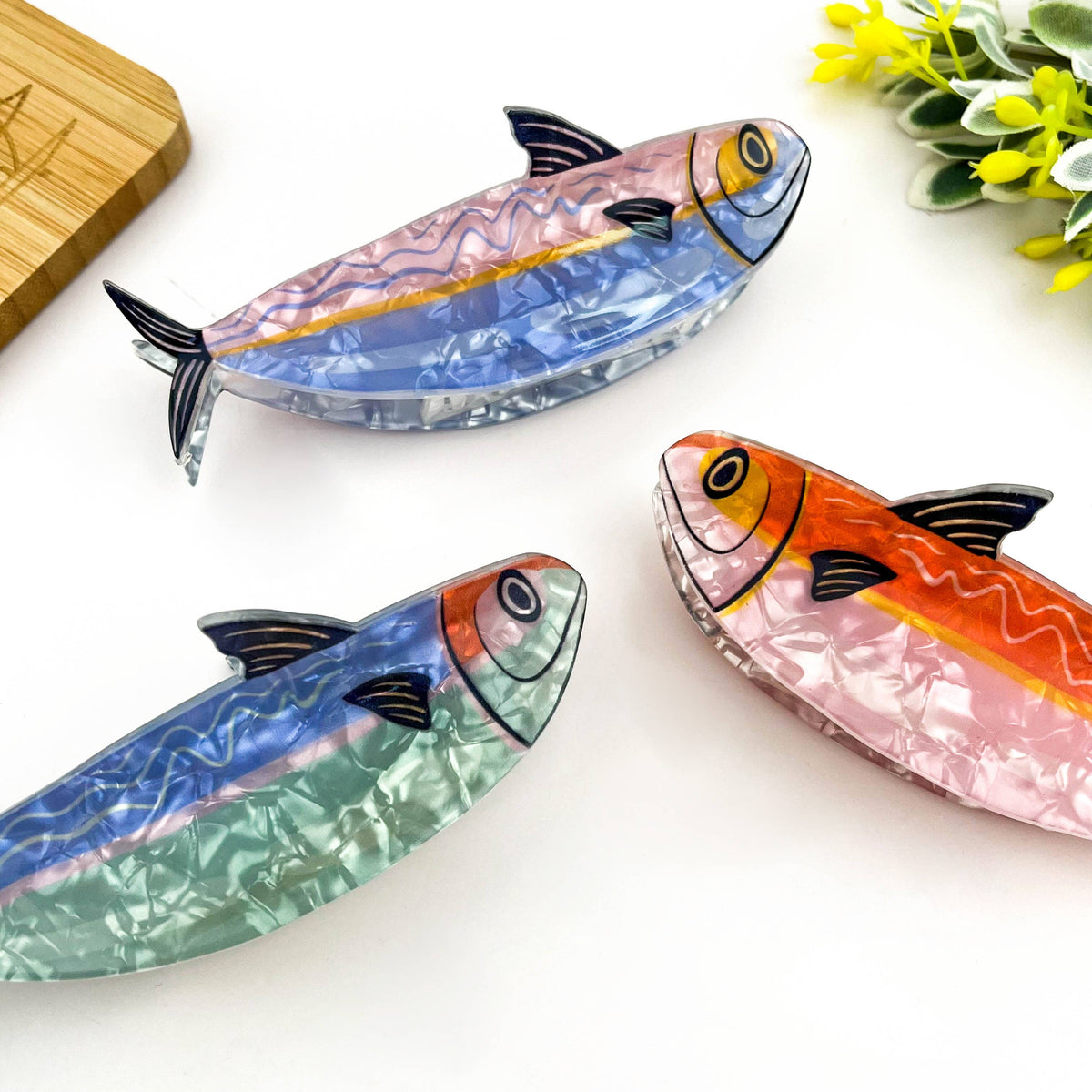 Multicolor Striped Sardine Hair Claw Clip