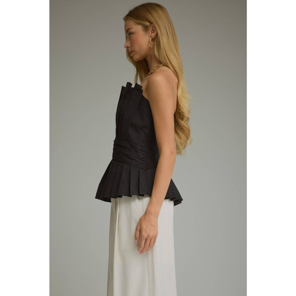 NEW Solid strapless top