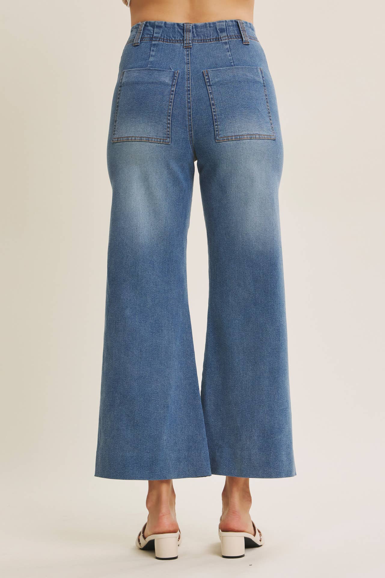 STRETCHY PINTUCK ANKLE LENGTH WIDE-LEG DENIM PANTS