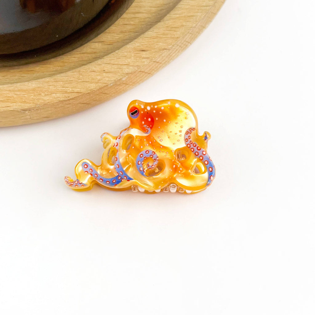 Blue Ring Octopus Hair Claw Clip, Ocean-Inspired Hair Clip