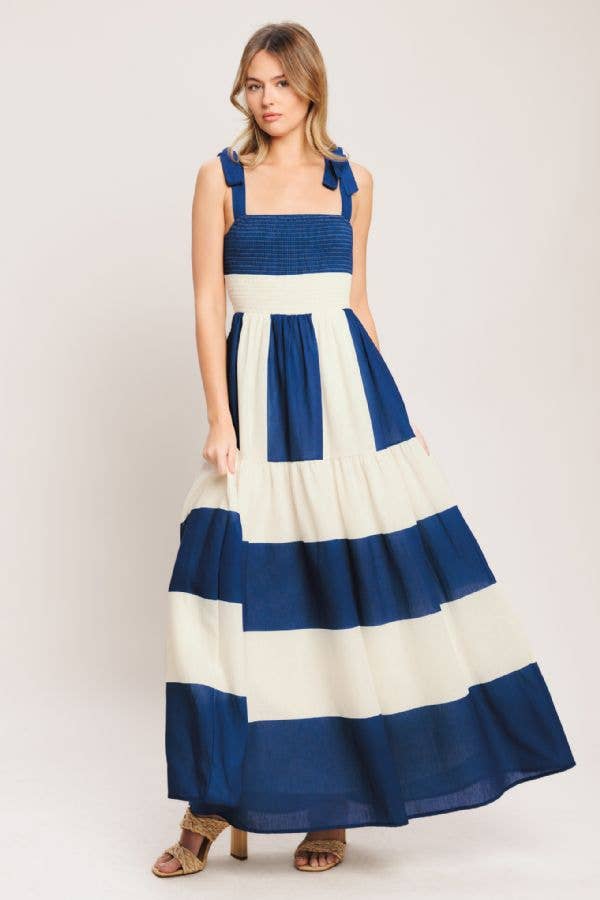 A printed woven maxi dress - ID23264