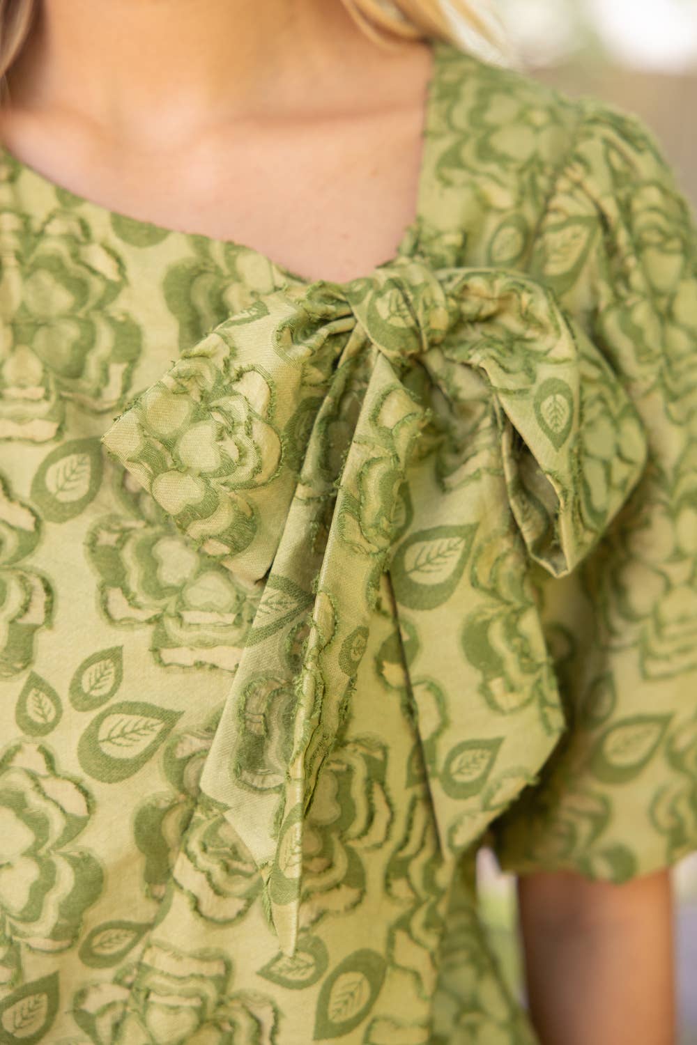 36917 Large Front Bow Detail Burn Out Floral Top