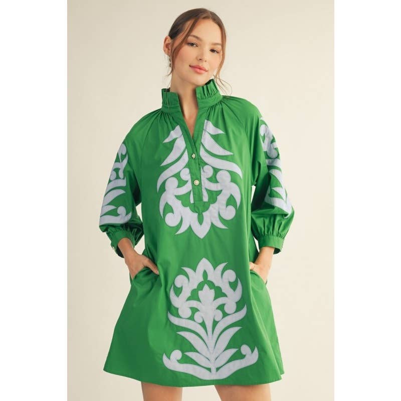NEW floral applique shift dress