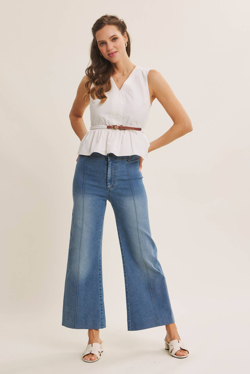 STRETCHY PINTUCK ANKLE LENGTH WIDE-LEG DENIM PANTS