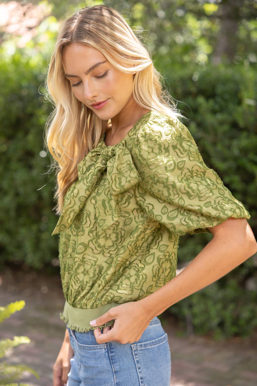 36917 Large Front Bow Detail Burn Out Floral Top