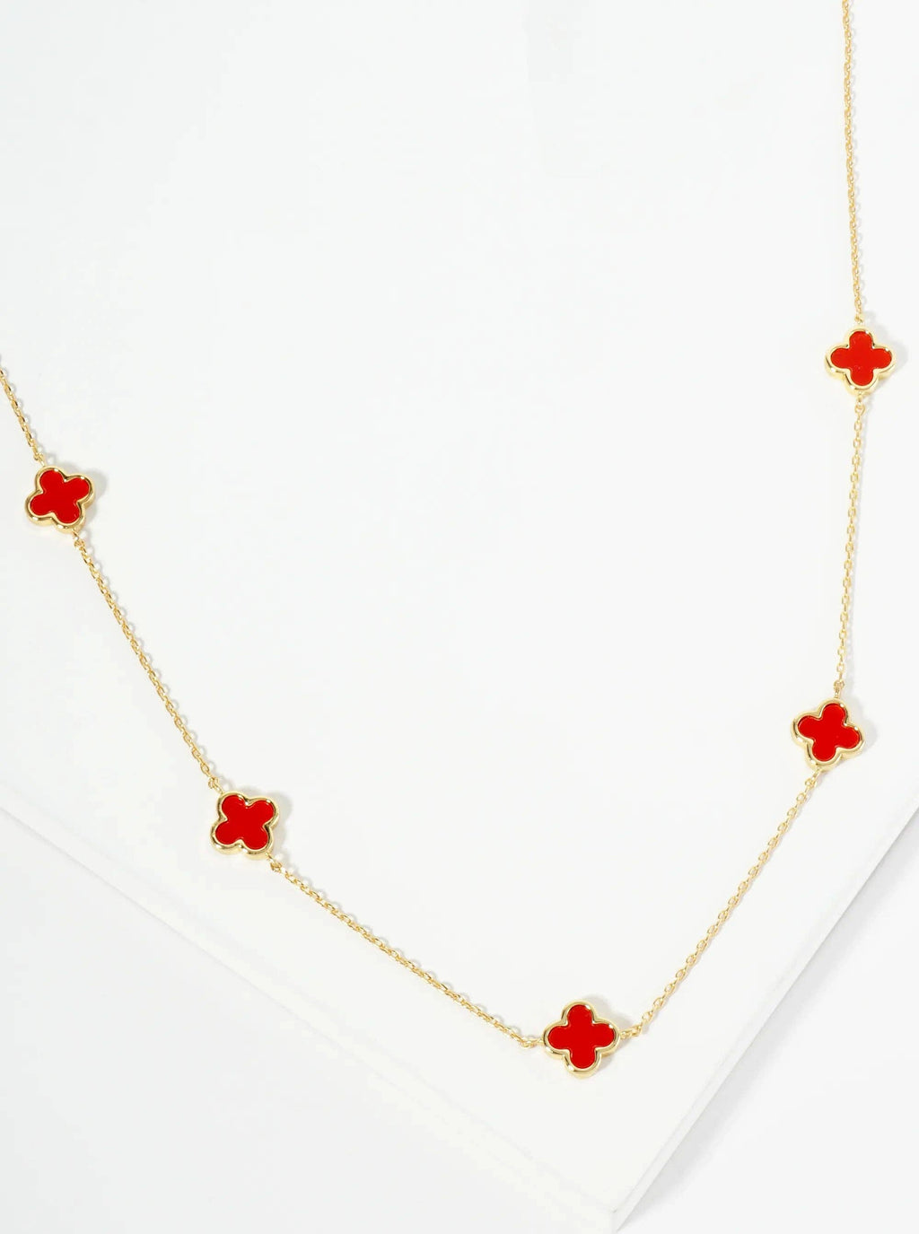 18K Gold Dipped Five 9Mm Quatrefoil Station Necklace