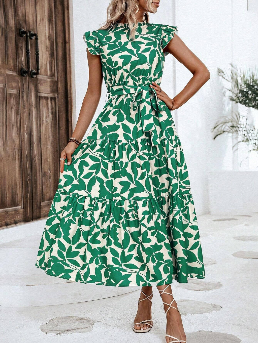 Fashion wooden ears fly-sleeve lace-up long dress