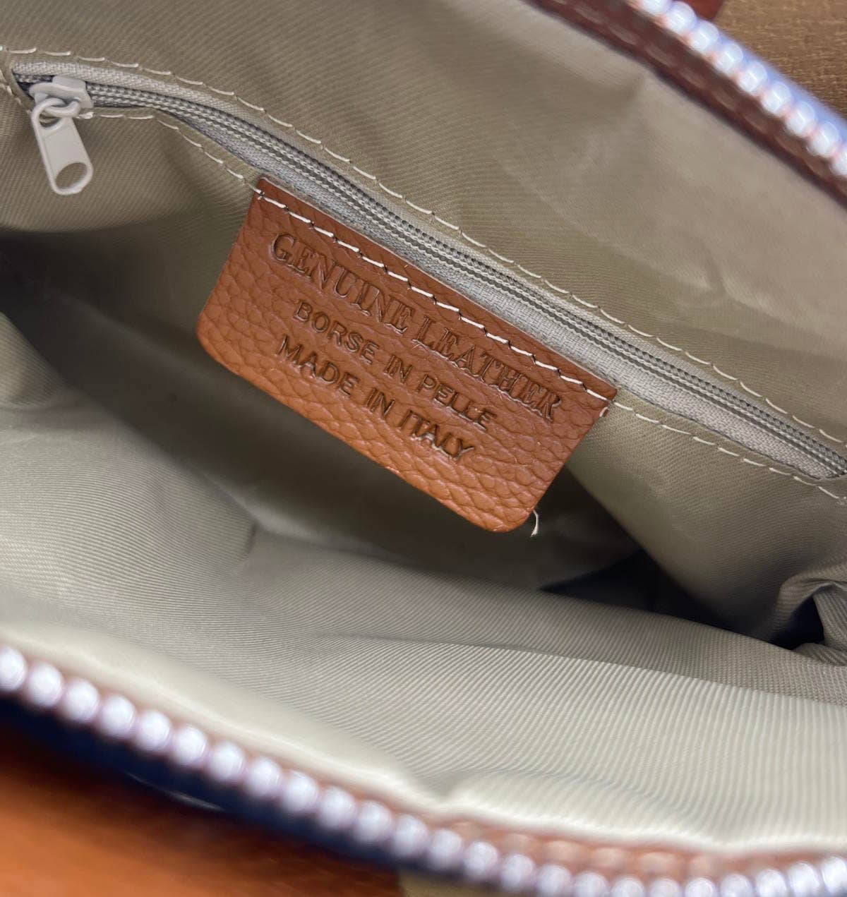 Genuine leather handbag, Made in Italy, art. 112551