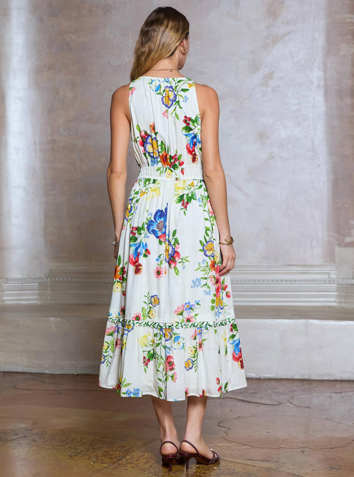 Floral Printed Halter-Neck Midi Dress