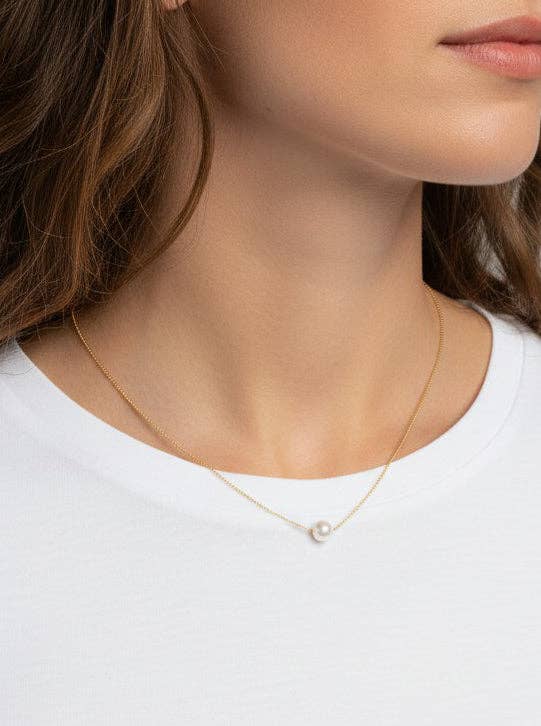 Elegant Geometric Pendant Necklace