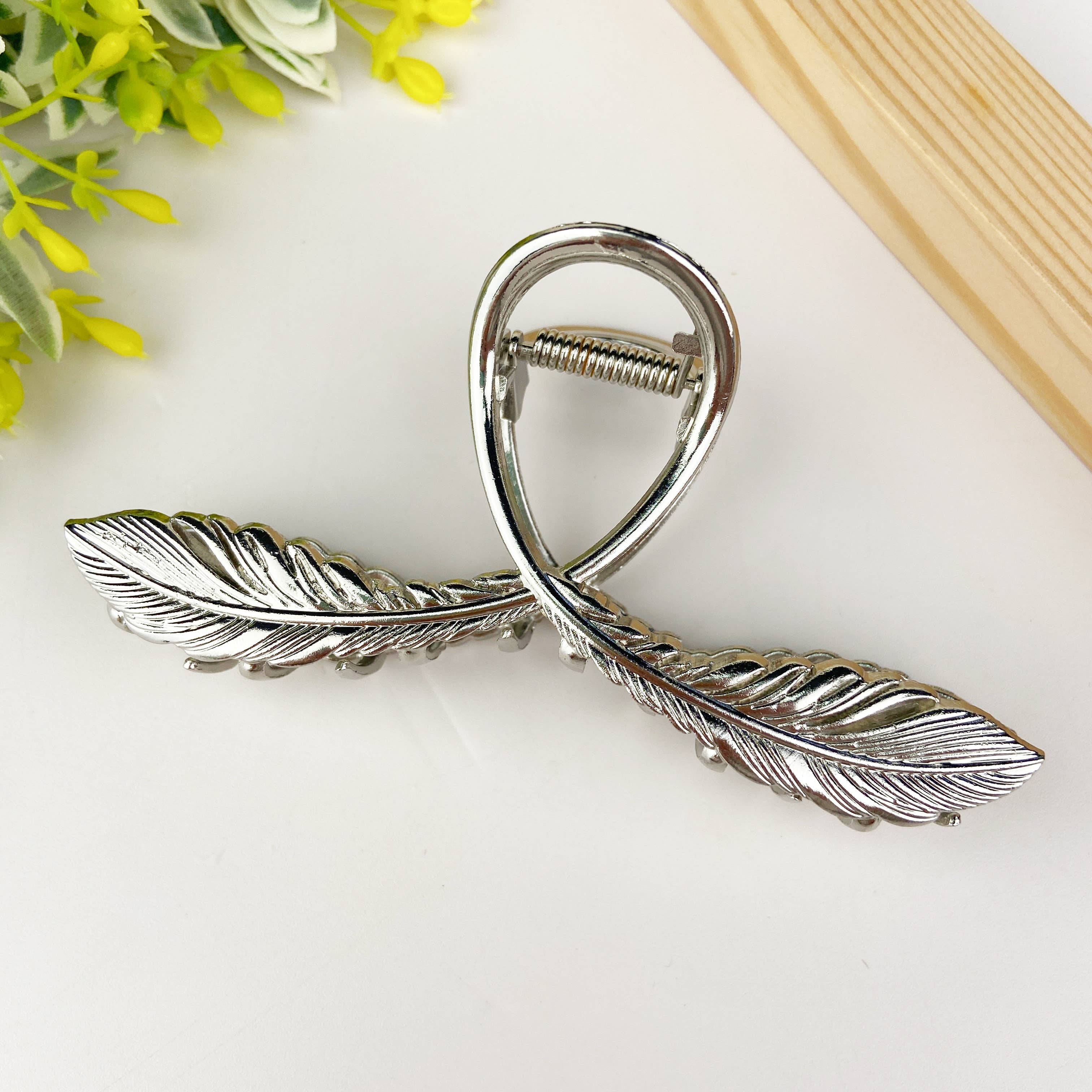 Metal Feather Cross Hair Clip