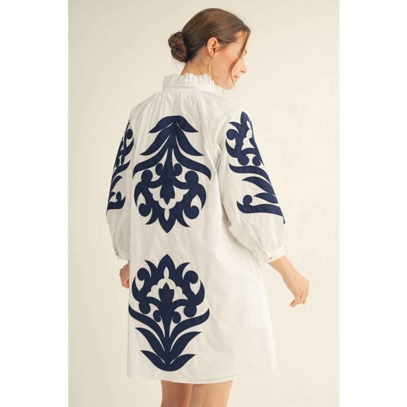 NEW floral applique shift dress