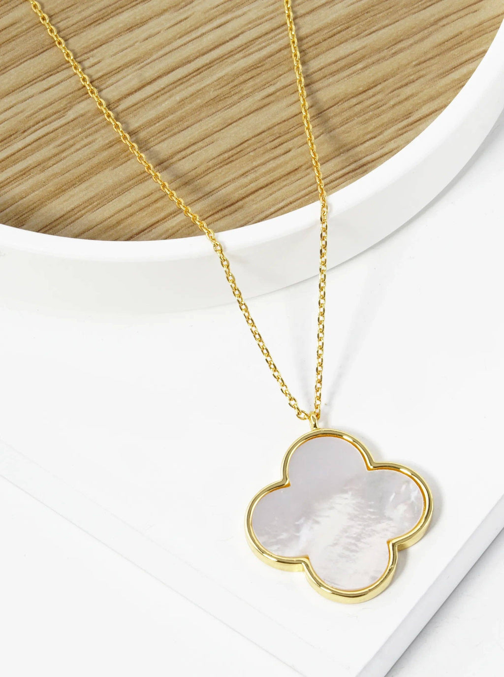 18K Gold Dipped 22Mm Quatrefoil Pendant Necklace