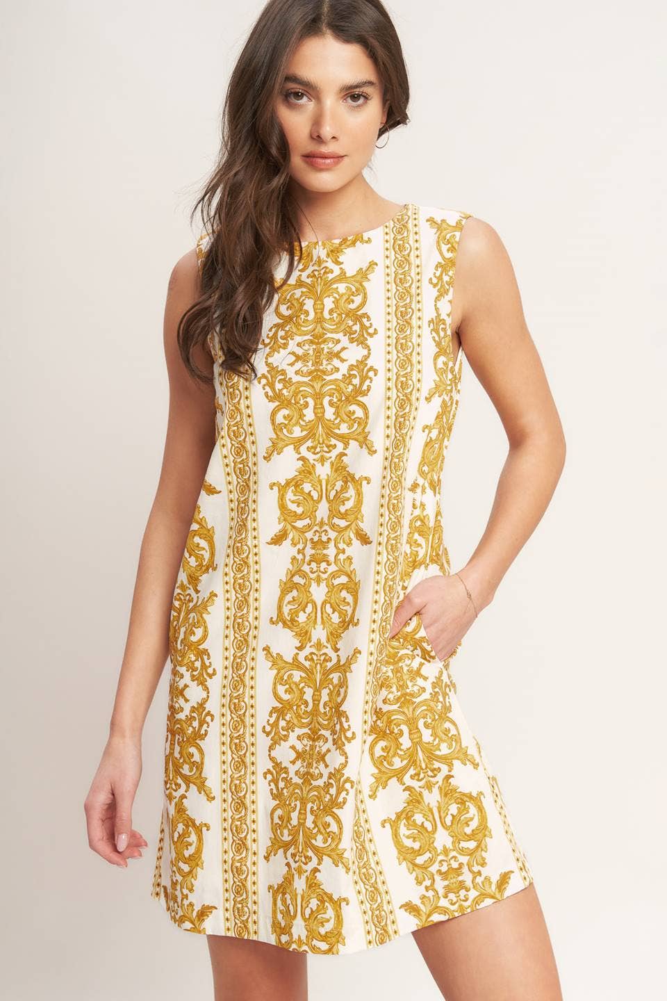 A printed woven mini shift dress - ID23295