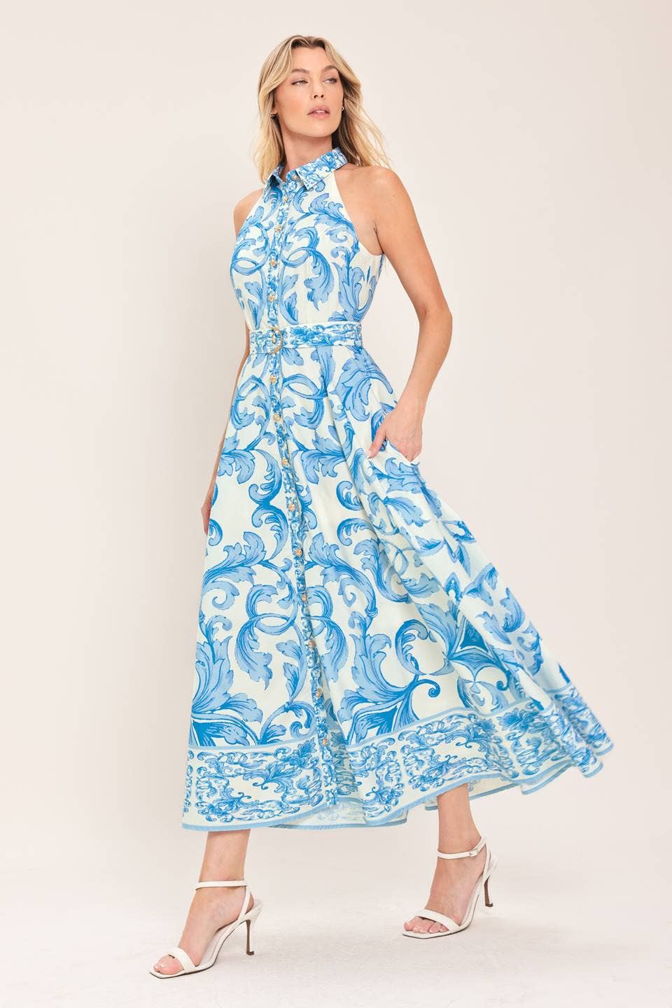 A printed woven maxi dress - ID23800