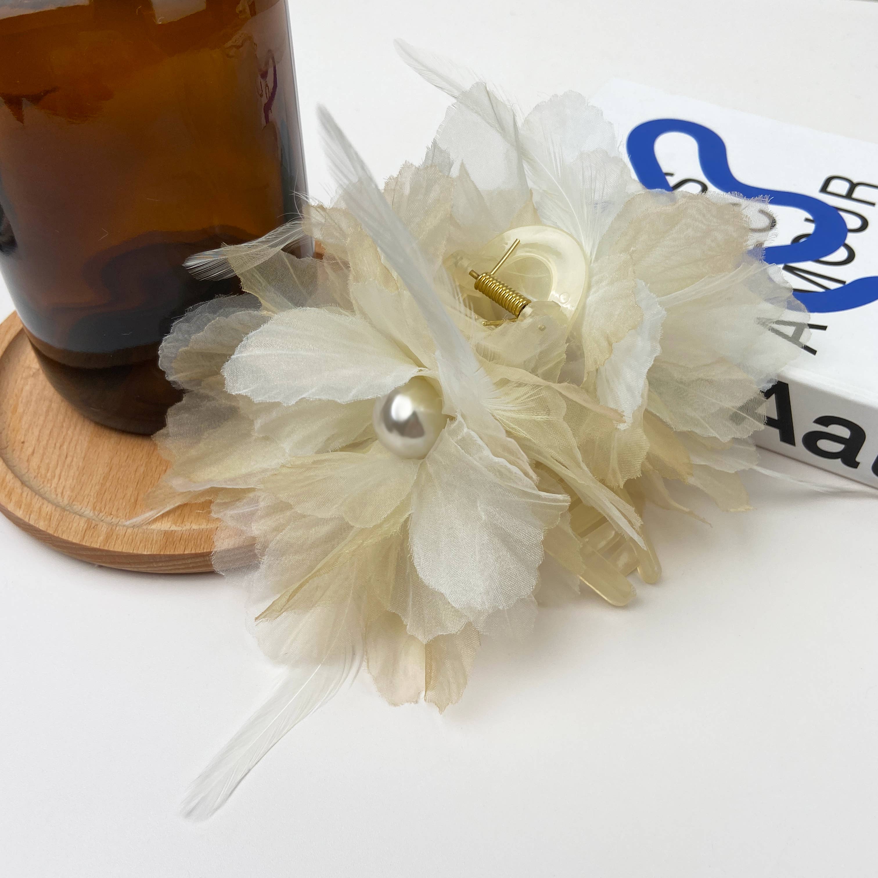 Pearl Feather Flower Hair Clip