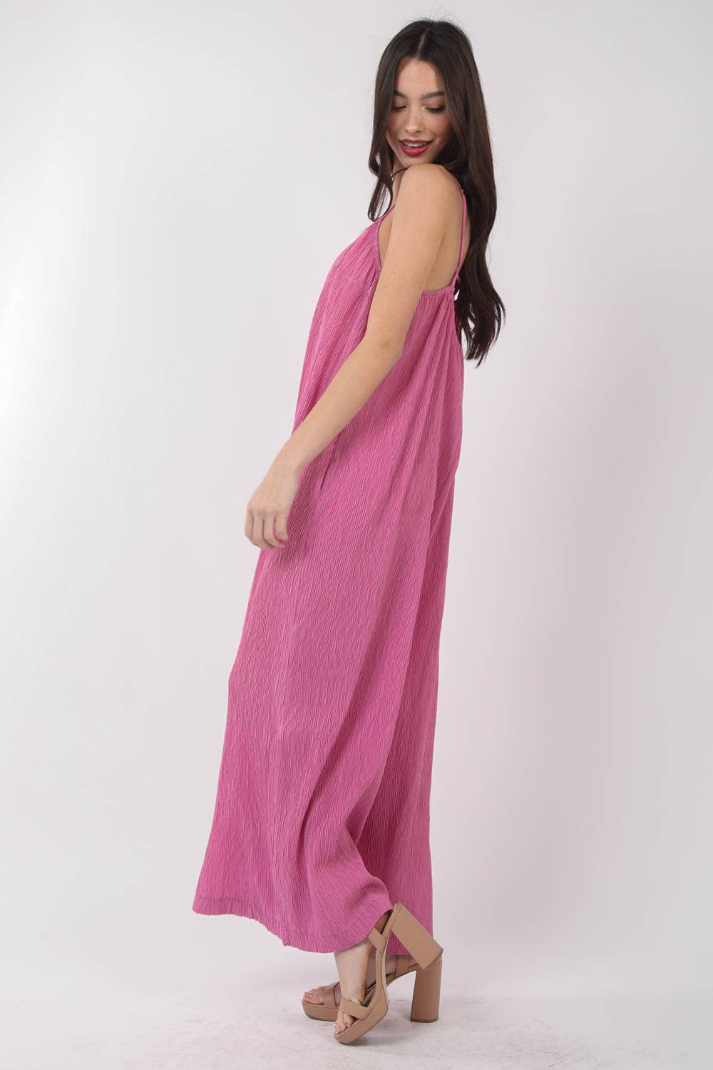 NP70209-Sleeveless Pleated Wide Leg Jumpsuit w/ Pockets
