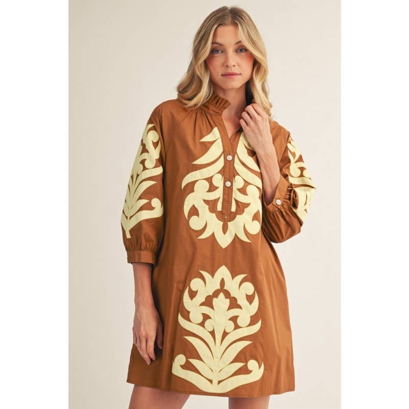 NEW floral applique shift dress