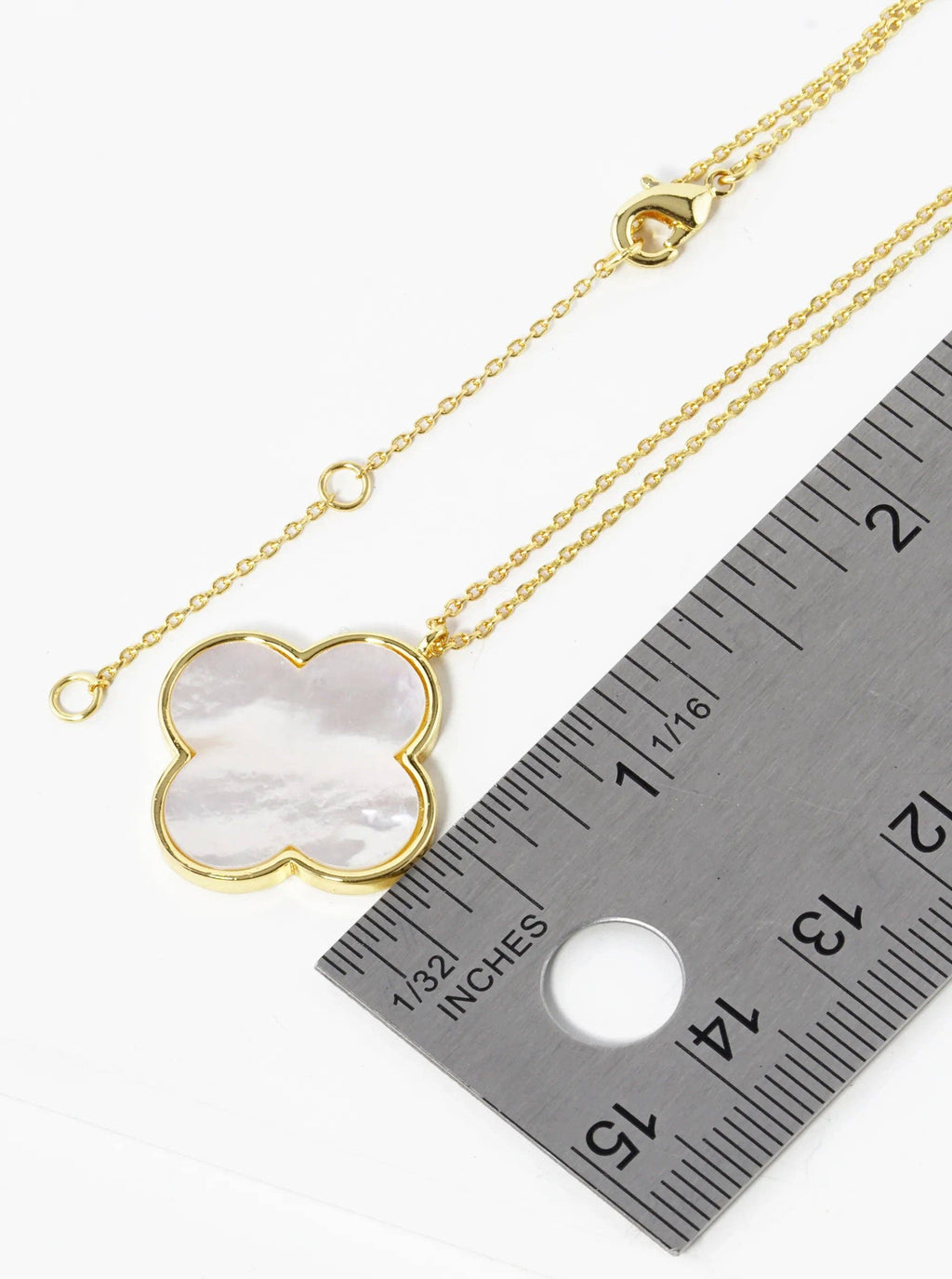 18K Gold Dipped 22Mm Quatrefoil Pendant Necklace