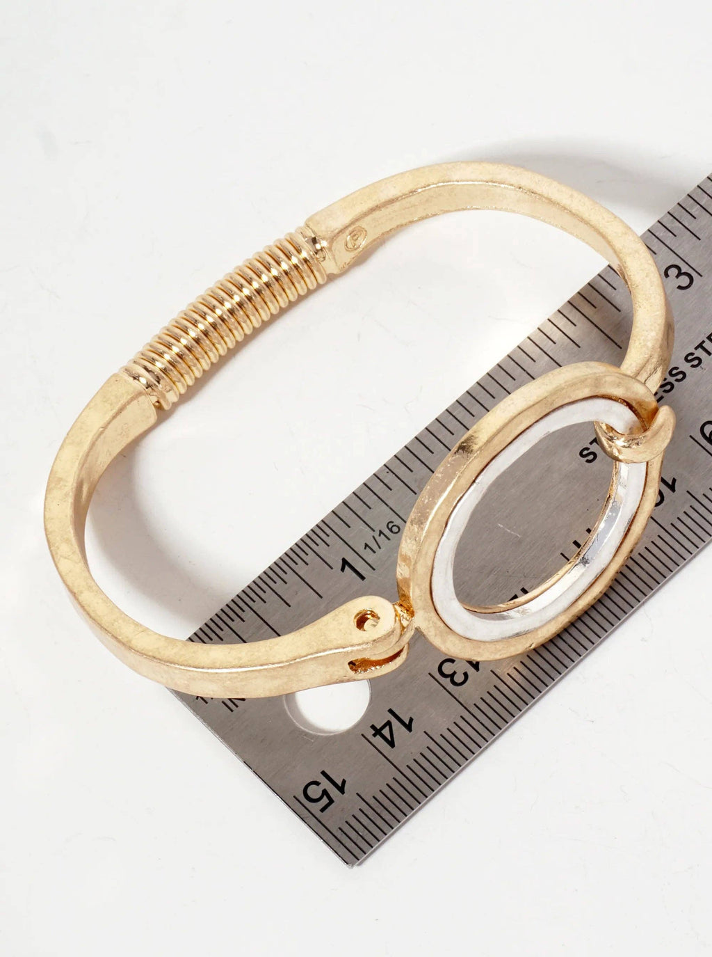 Hammered Dual-Tone Circle Hook Hinge Bracelet