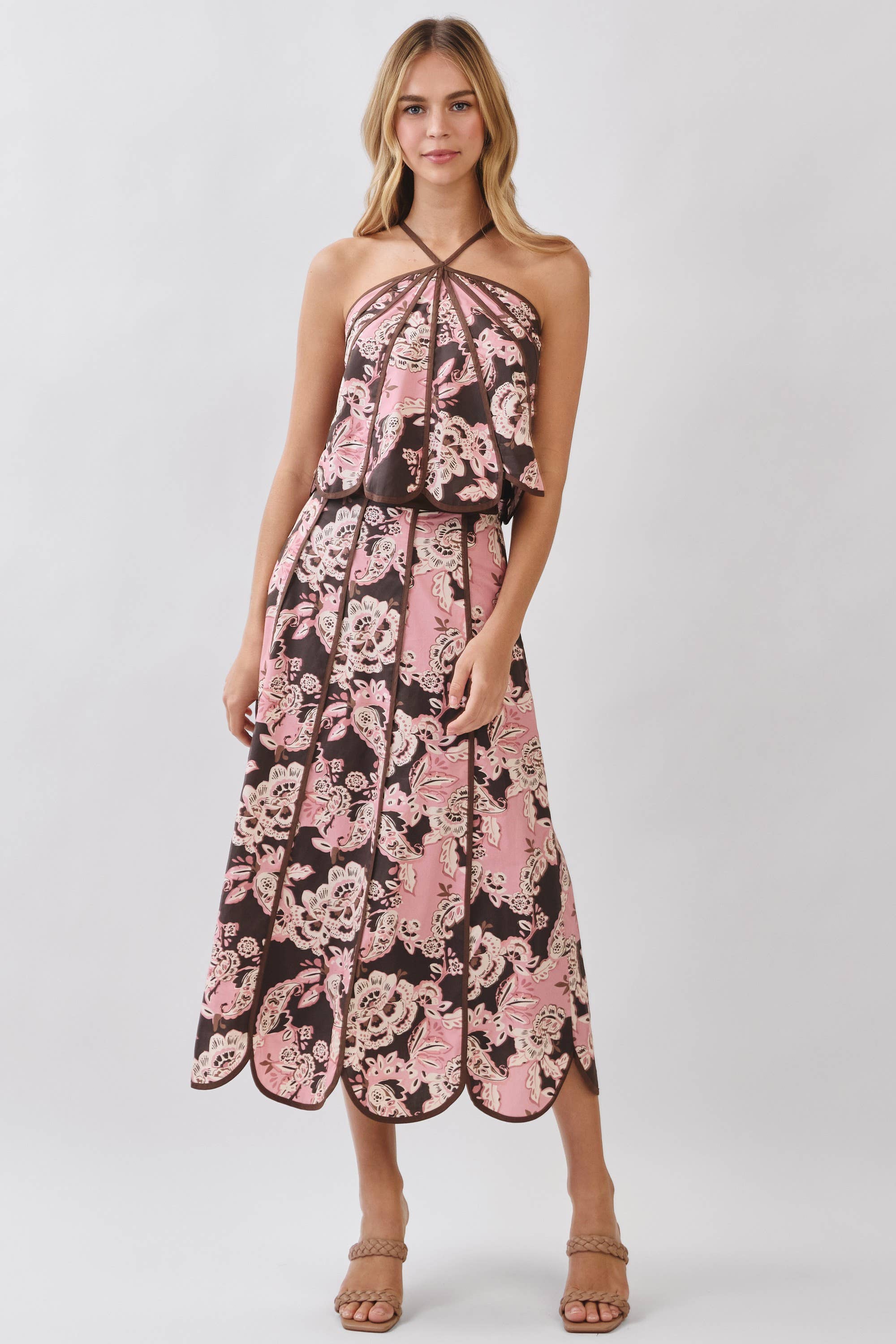 CT10093-Floral Print Paneled Detail Halter Crop Top