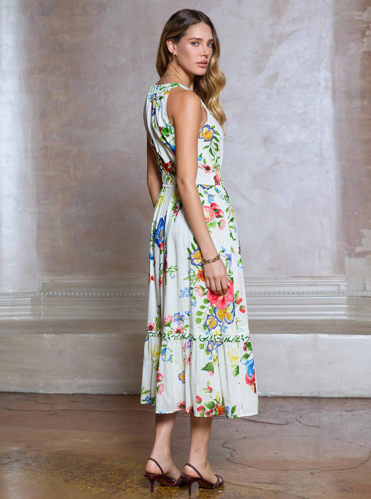 Floral Printed Halter-Neck Midi Dress