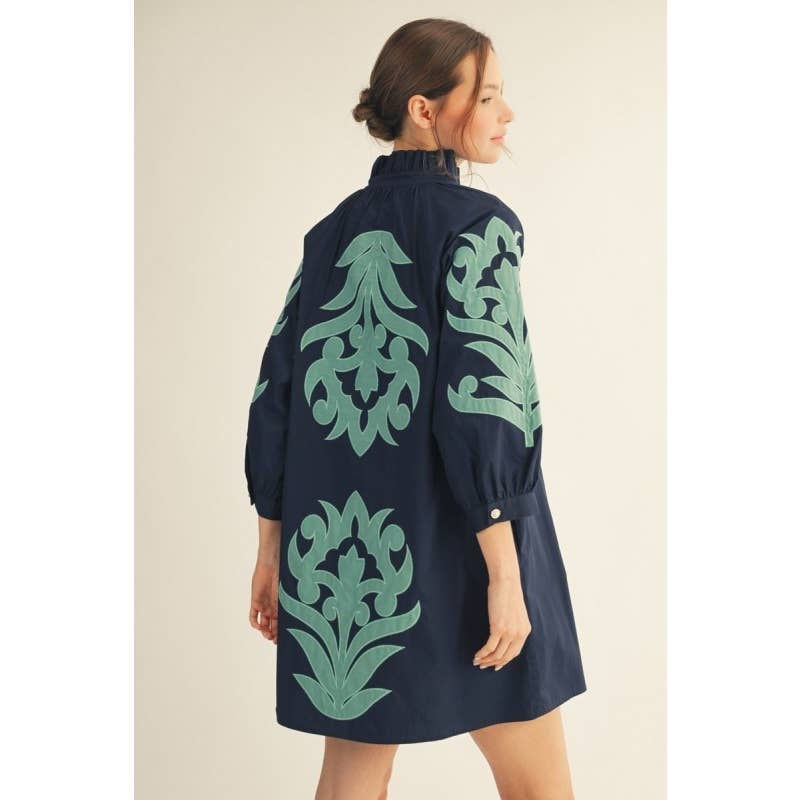 NEW floral applique shift dress